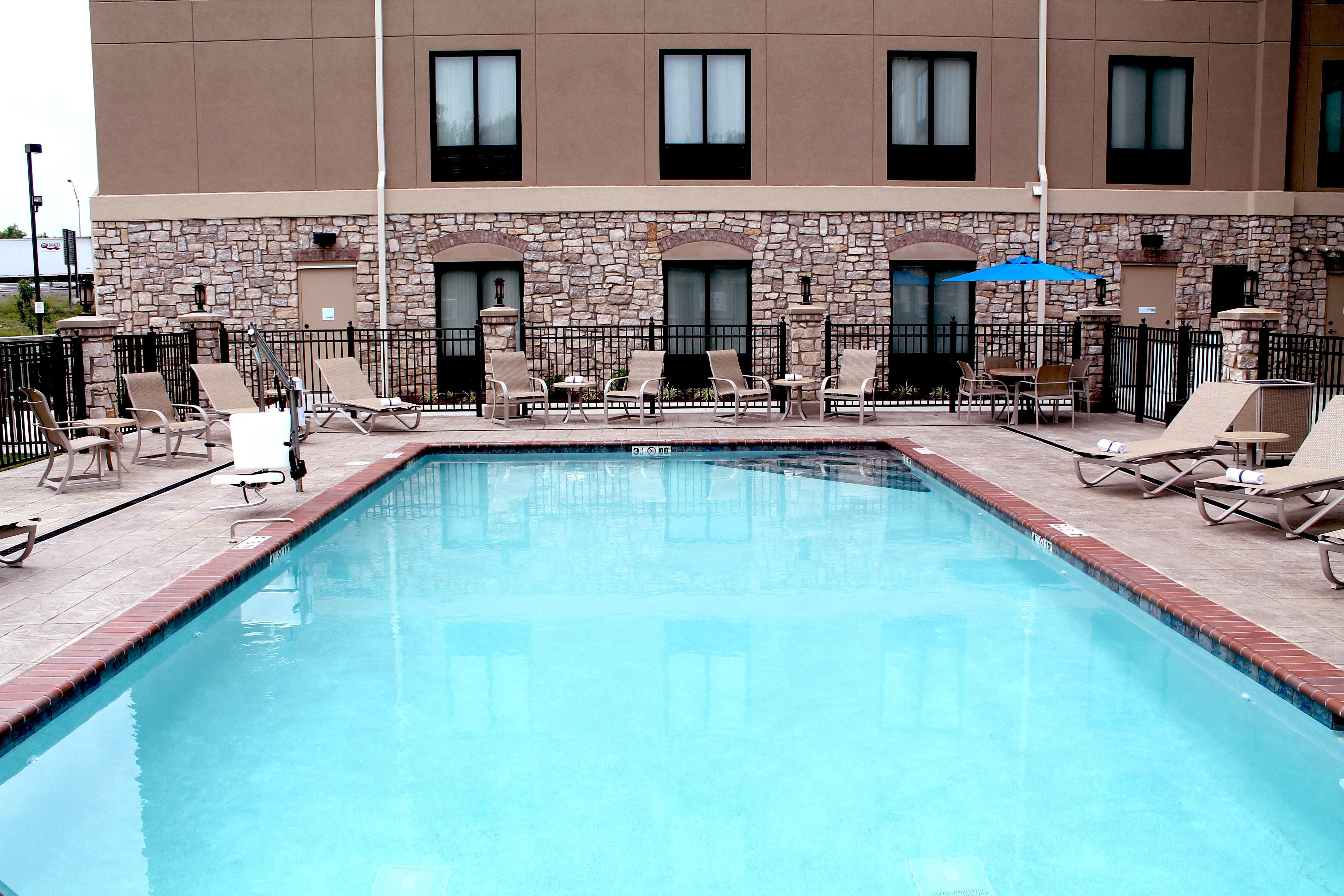 Holiday Inn Express & Suites Paducah West By Ihg Exterior foto